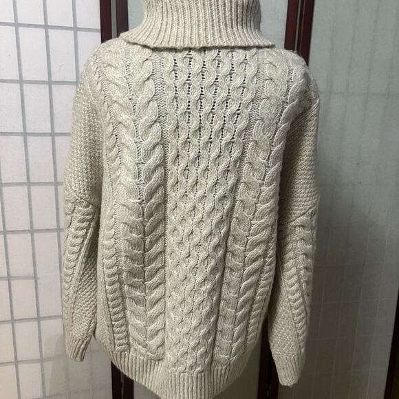 CALVIN KLEIN CABLE KNIT WARM WINTER SWEATER SIZE L - Picture 3 of 9